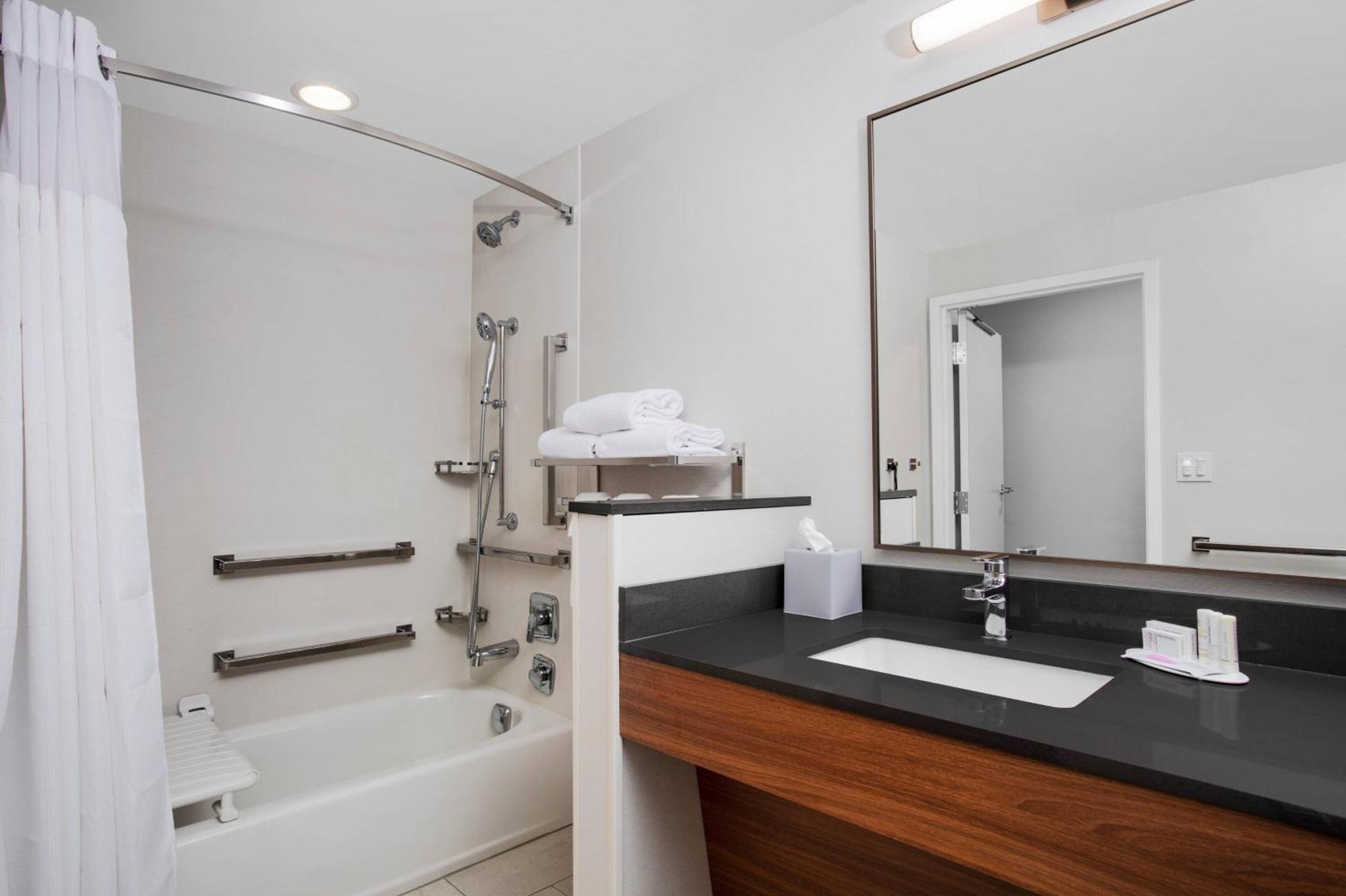 Fairfield By Marriott Inn & Suites Lebanon Near Expo Center מראה חיצוני תמונה